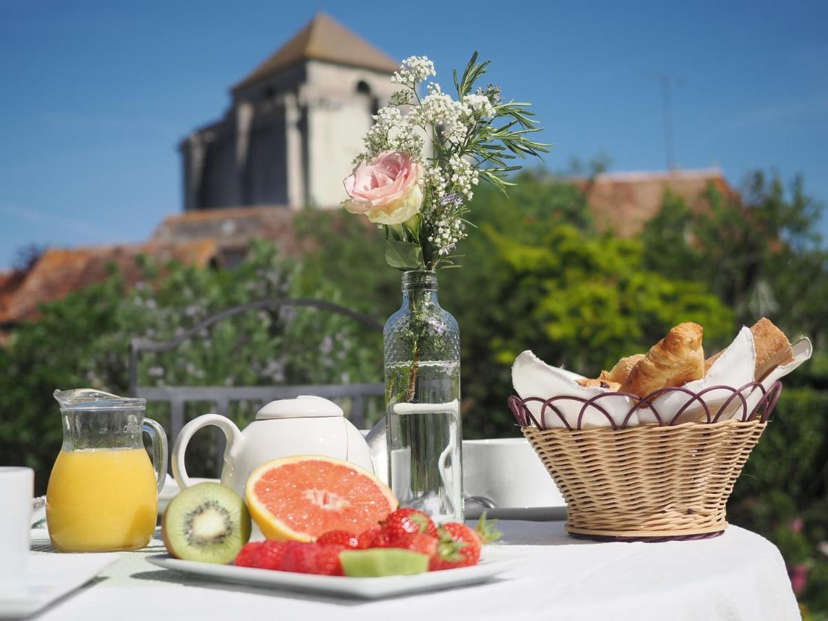 Le Jardin Des Lys - Chambre D'Hote Ou Appartement La Roche-Posay Εξωτερικό φωτογραφία