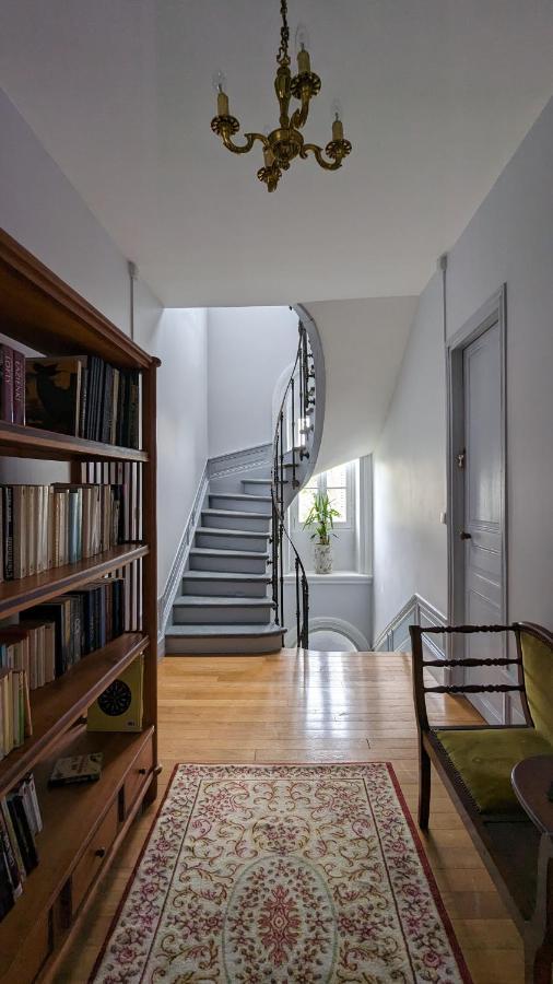 Le Jardin Des Lys - Chambre D'Hote Ou Appartement La Roche-Posay Εξωτερικό φωτογραφία